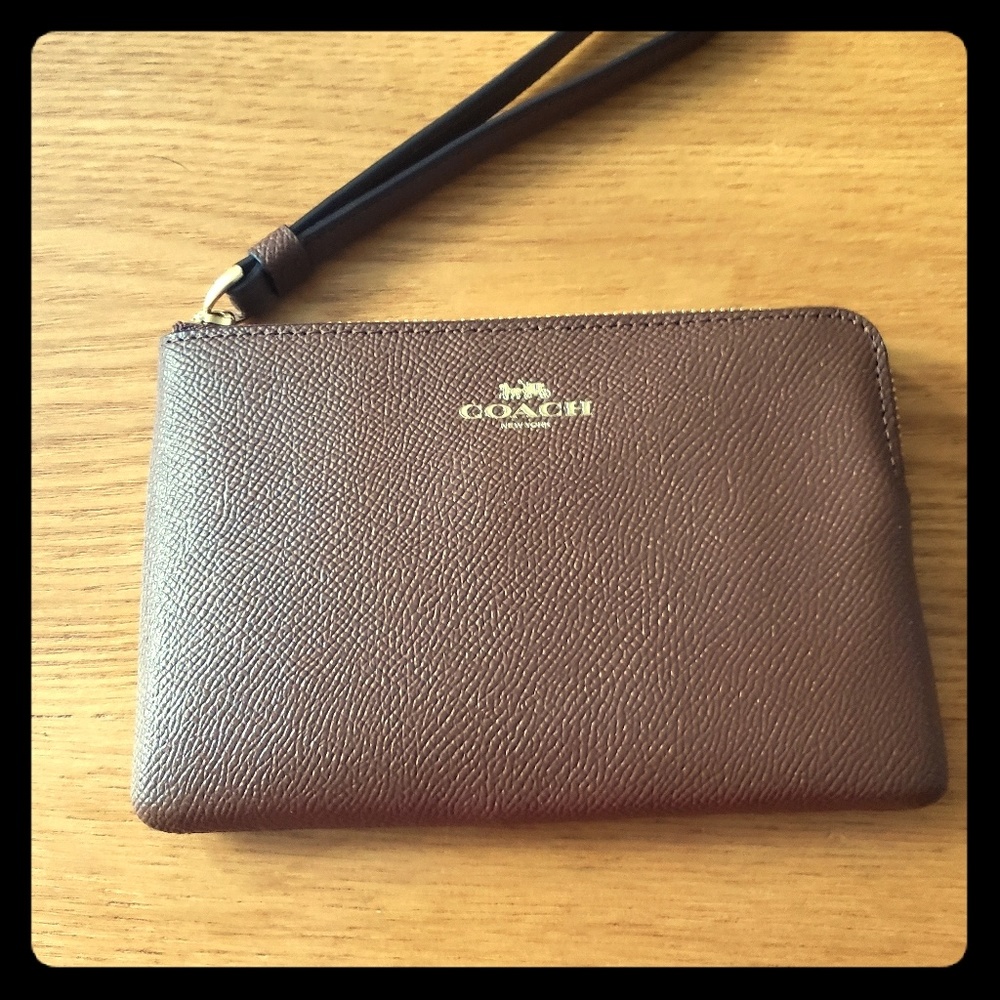 [NWT] Coach Wristlet